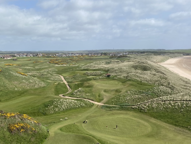 Good look at Cruden Bay - so close to the ocean! 