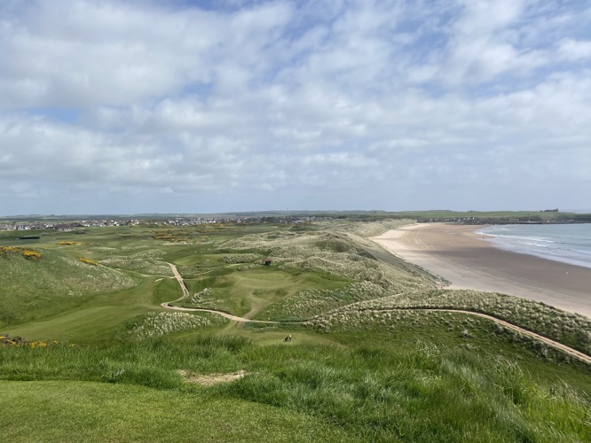 Cruden Bay so close to the ocean and its not out of bounds or a hazard!