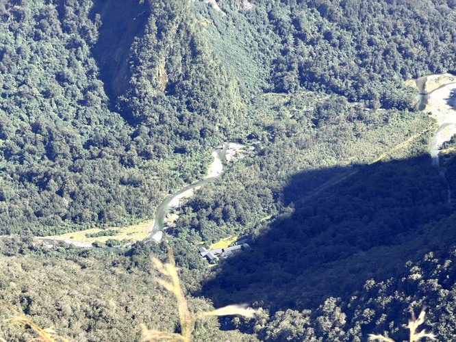 The lodge below took 3 hours walking downhill!